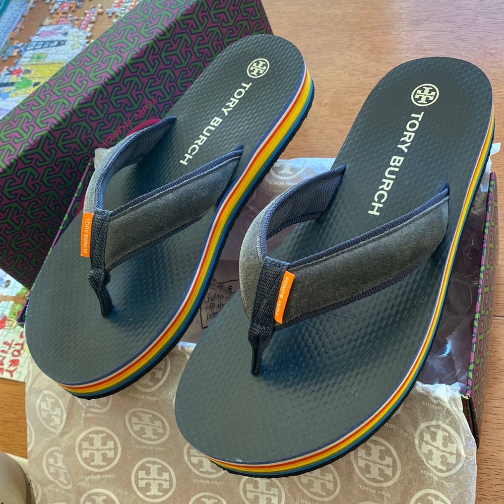 Tory Burch  70’s PLATFORM FLIP-FLOP in navy blue